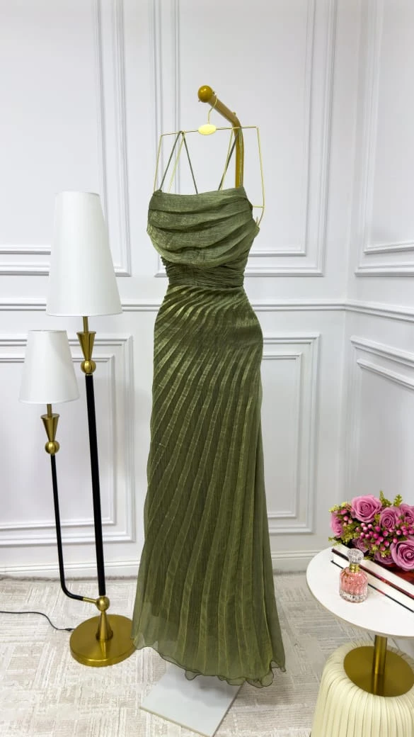 فستان نسائي لمعة بليسيه