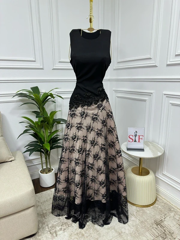 دانتيل مع باربي