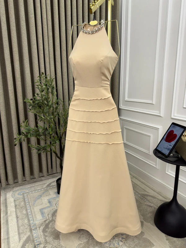 فستان باربي