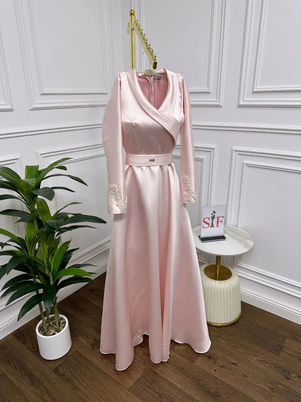 فستان مكيادو كلوش