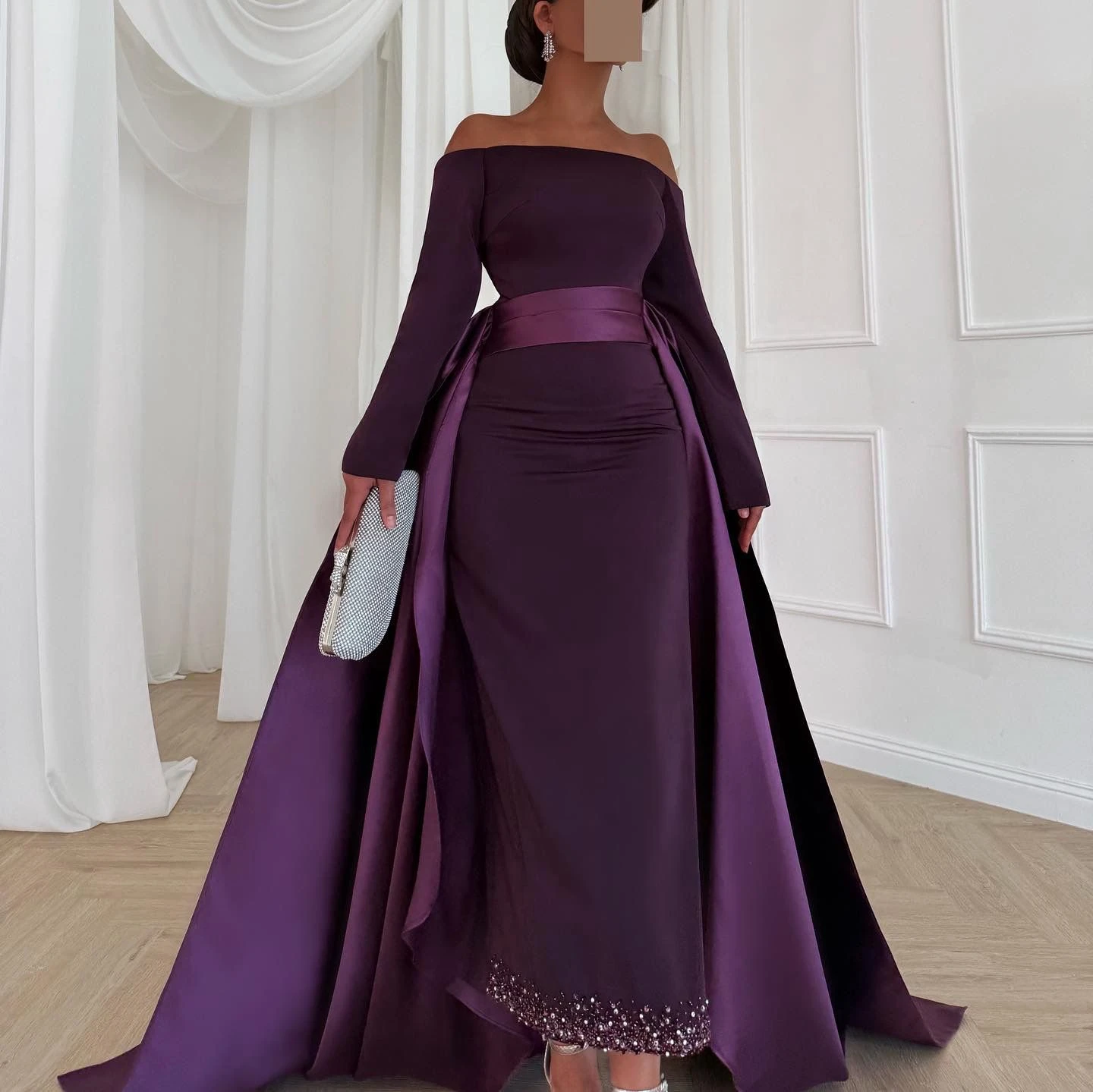 فستان لكرا ميكادو