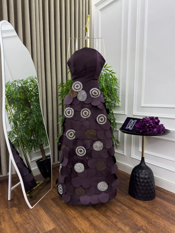 فستان ميكادو